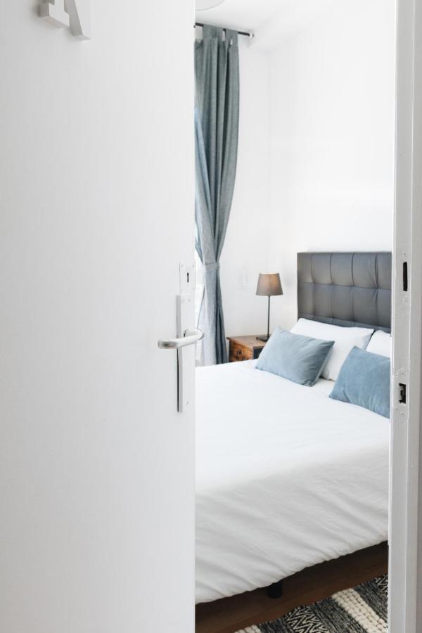Sunny And Modern Apartment Ideal For Groups Barcelona Bagian luar foto