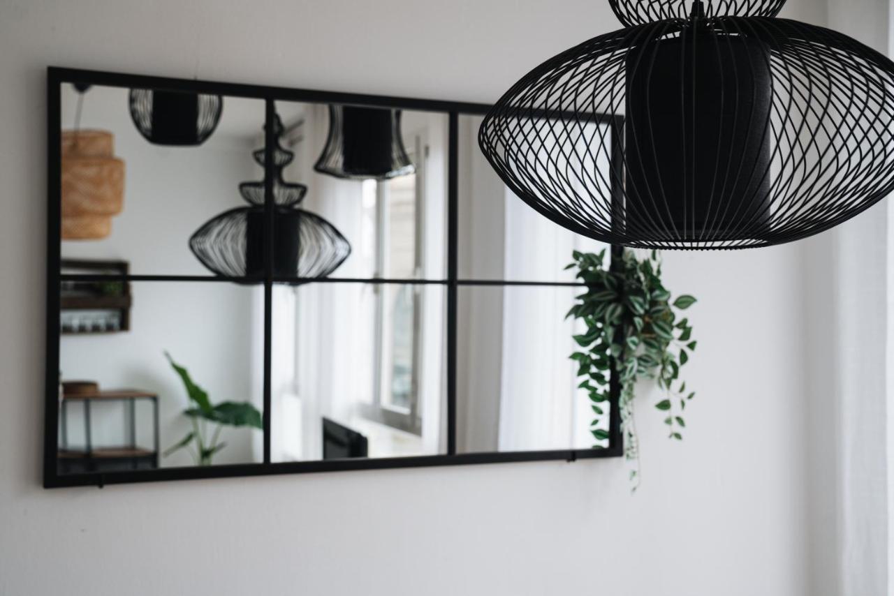 Sunny And Modern Apartment Ideal For Groups Barcelona Bagian luar foto